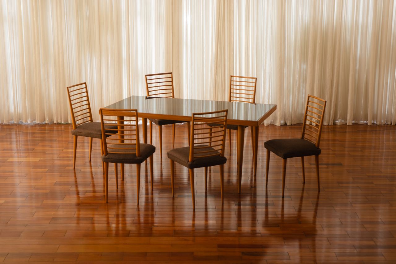 Mesa de jantar, Autor desconhecido