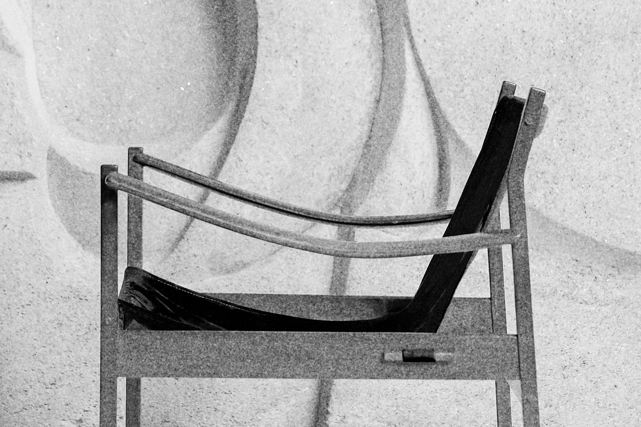 Par de poltronas 720, Jorge Zalszupin